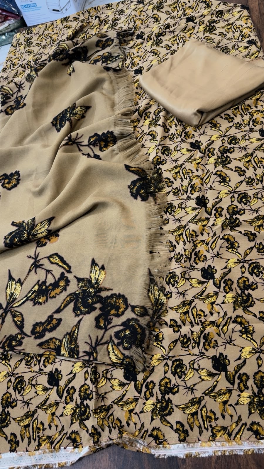 Marina 3pc with printed light weight wool shawl
