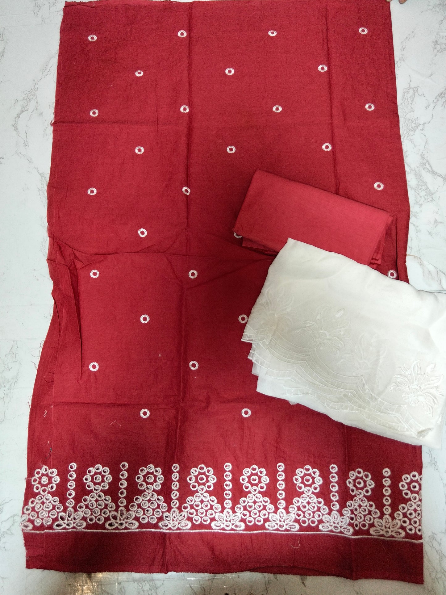 Sale lawn embroidered 2 pc+Chiffon Embroidered Duppata
