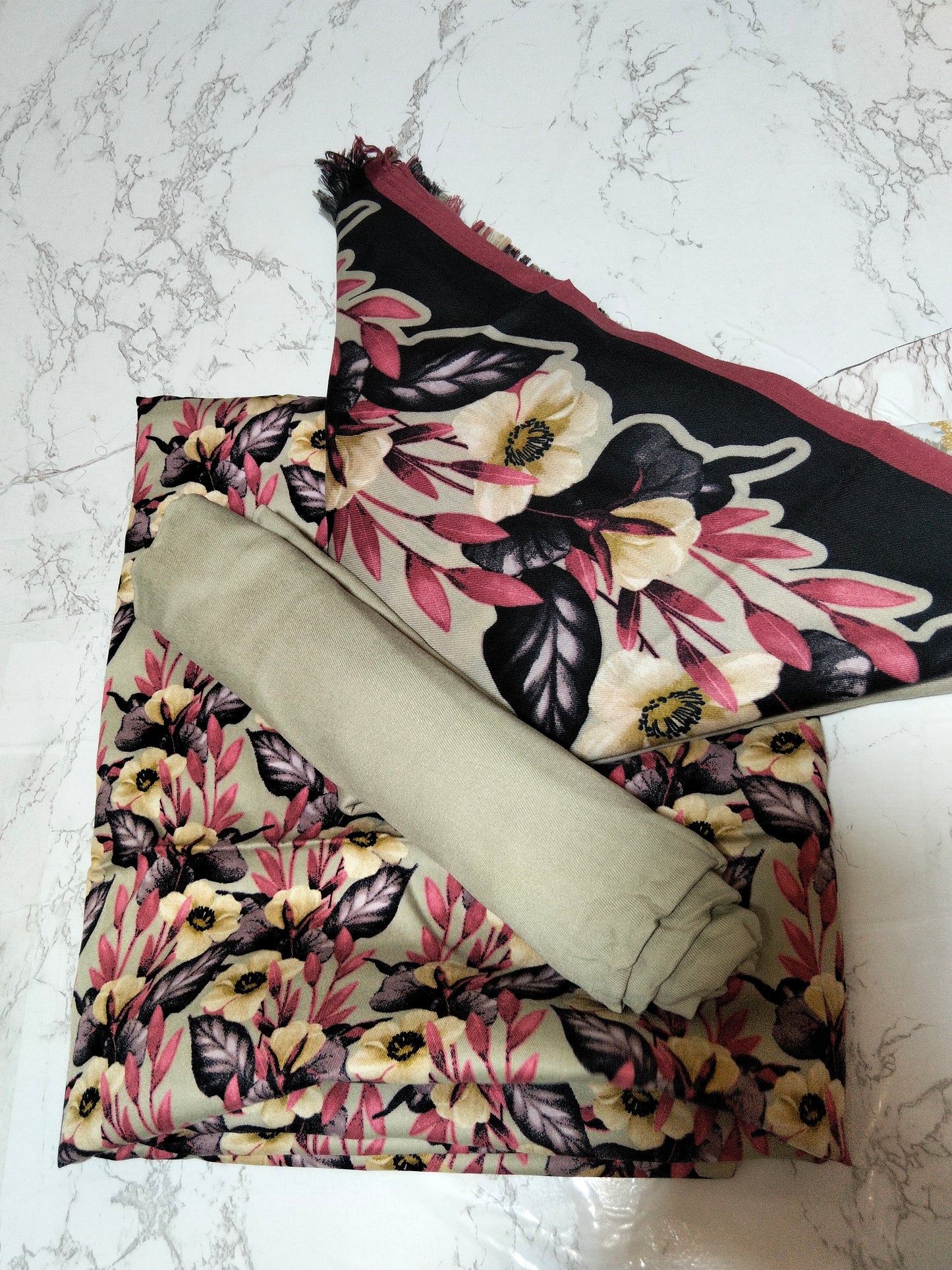 Sale Printed  marina 3 pc with shawl