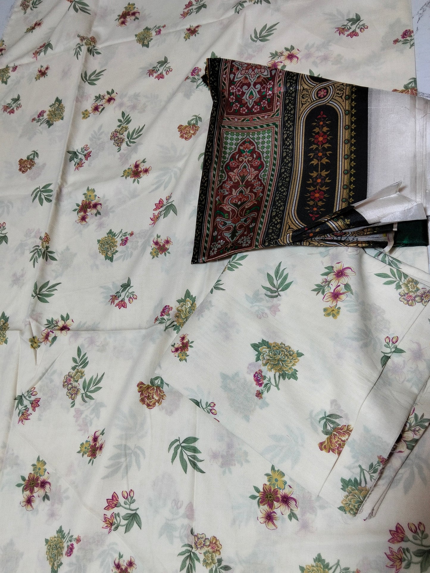 Sale Baroque printed 3Pc