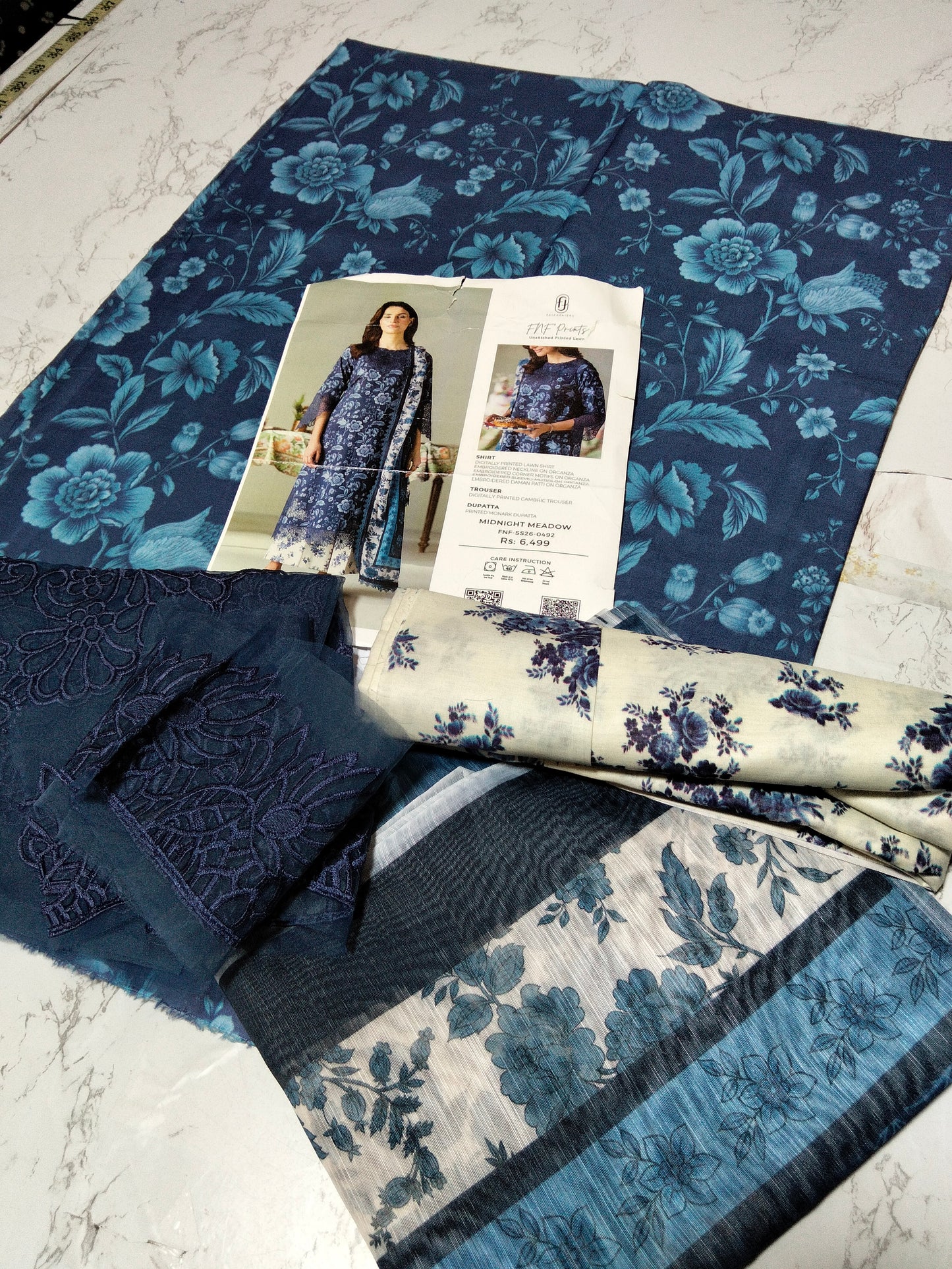 Sale Faiza Faisal Printed Lawn 3pc with Embroided patches
