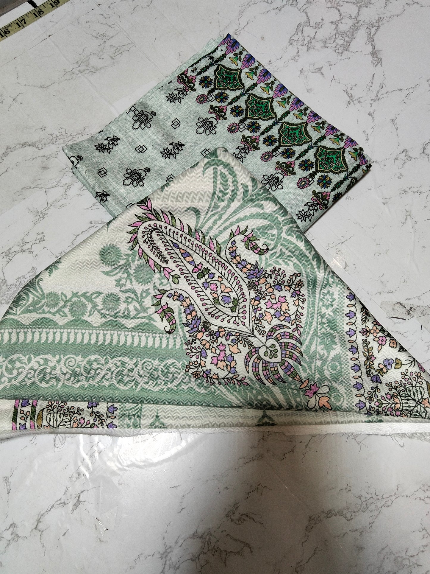 Sale printed khadar 2pc shirt and dupatta
