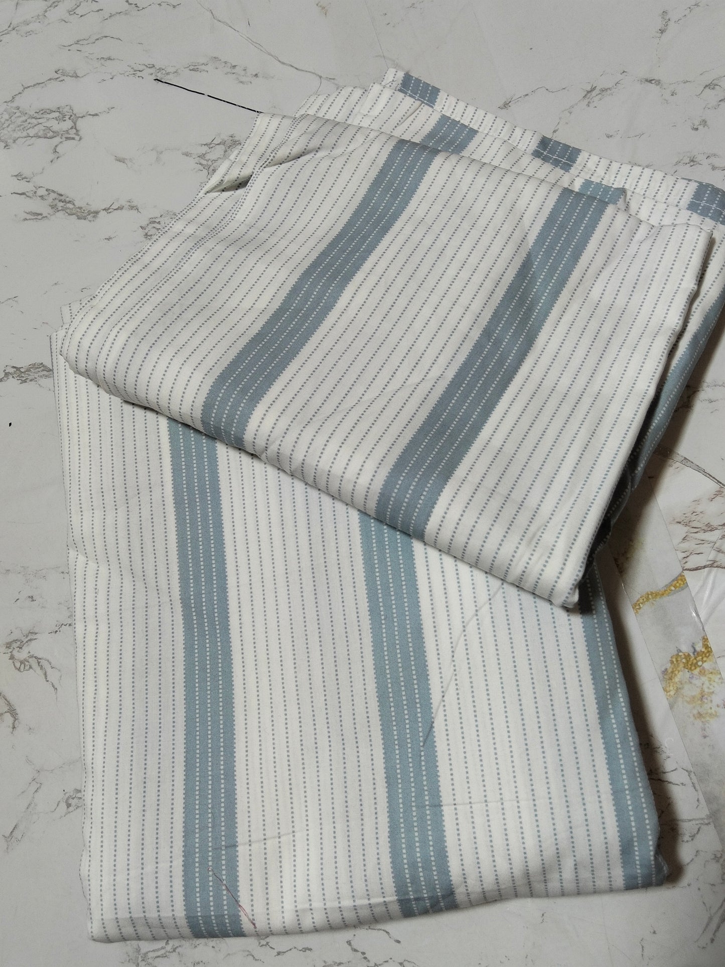 Sale Ethnic printed cotton bed sheet with 2 pilow covers