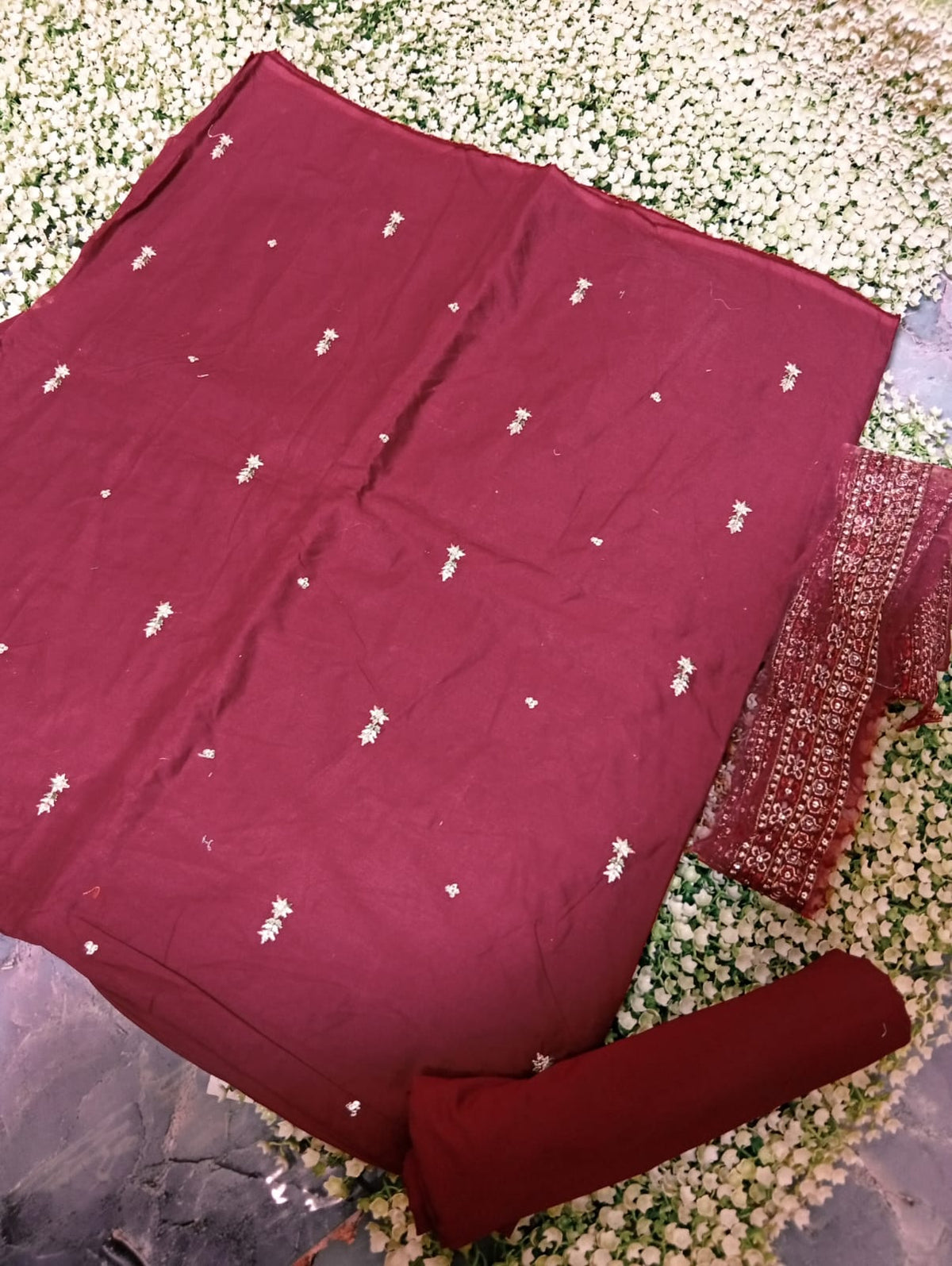 Sale batik embroided lawn shirt with plain trouser and embroided patche