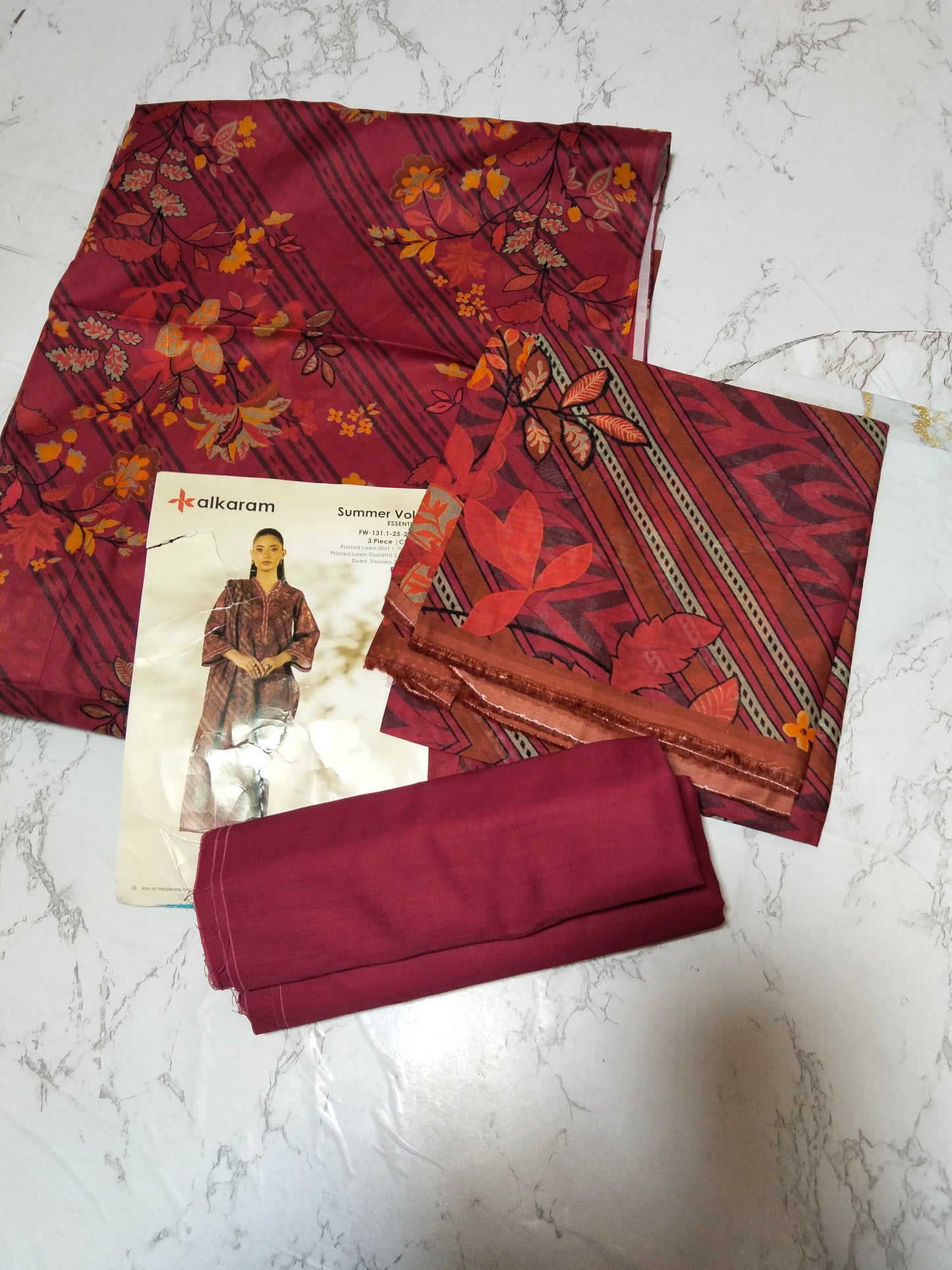 Sale printed lawn 3pc with plain trouser