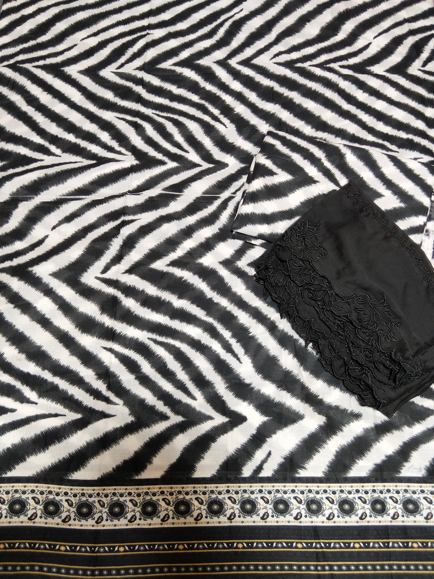 Sale Baroque 2Pc+Chiffon Duppata