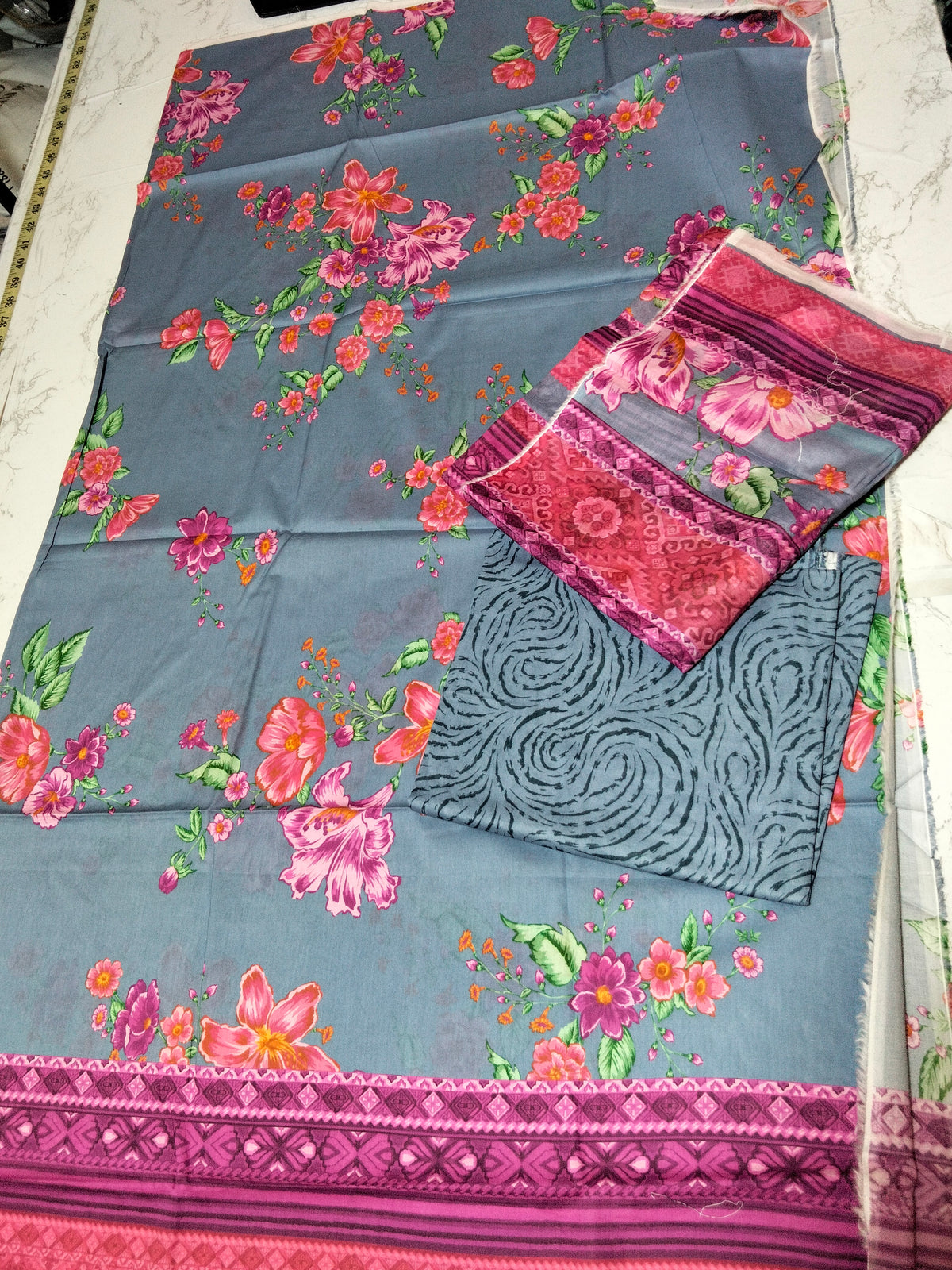 Sale Printed lawn 3pc