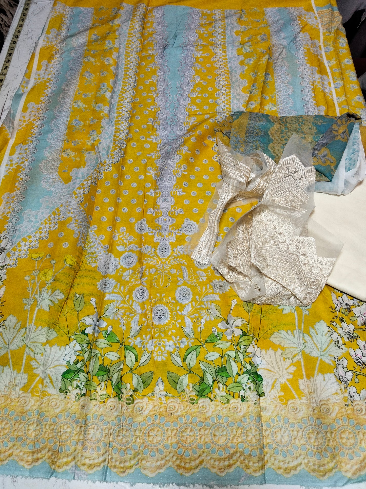 Sale Asifa Nabeel printed lawn 3pc with plain trouser and printed pure chiffon dupatta