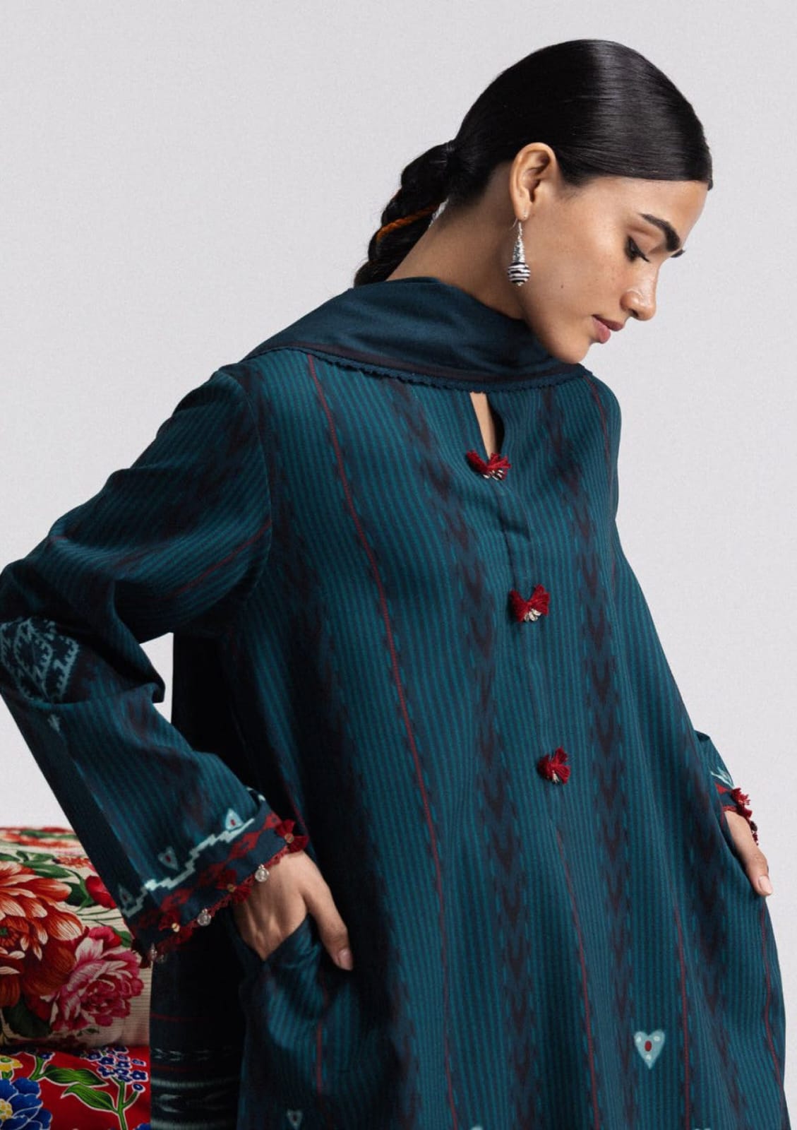 Coco prints by Zara shahjhan  LEELA-10B printed linen 3pc