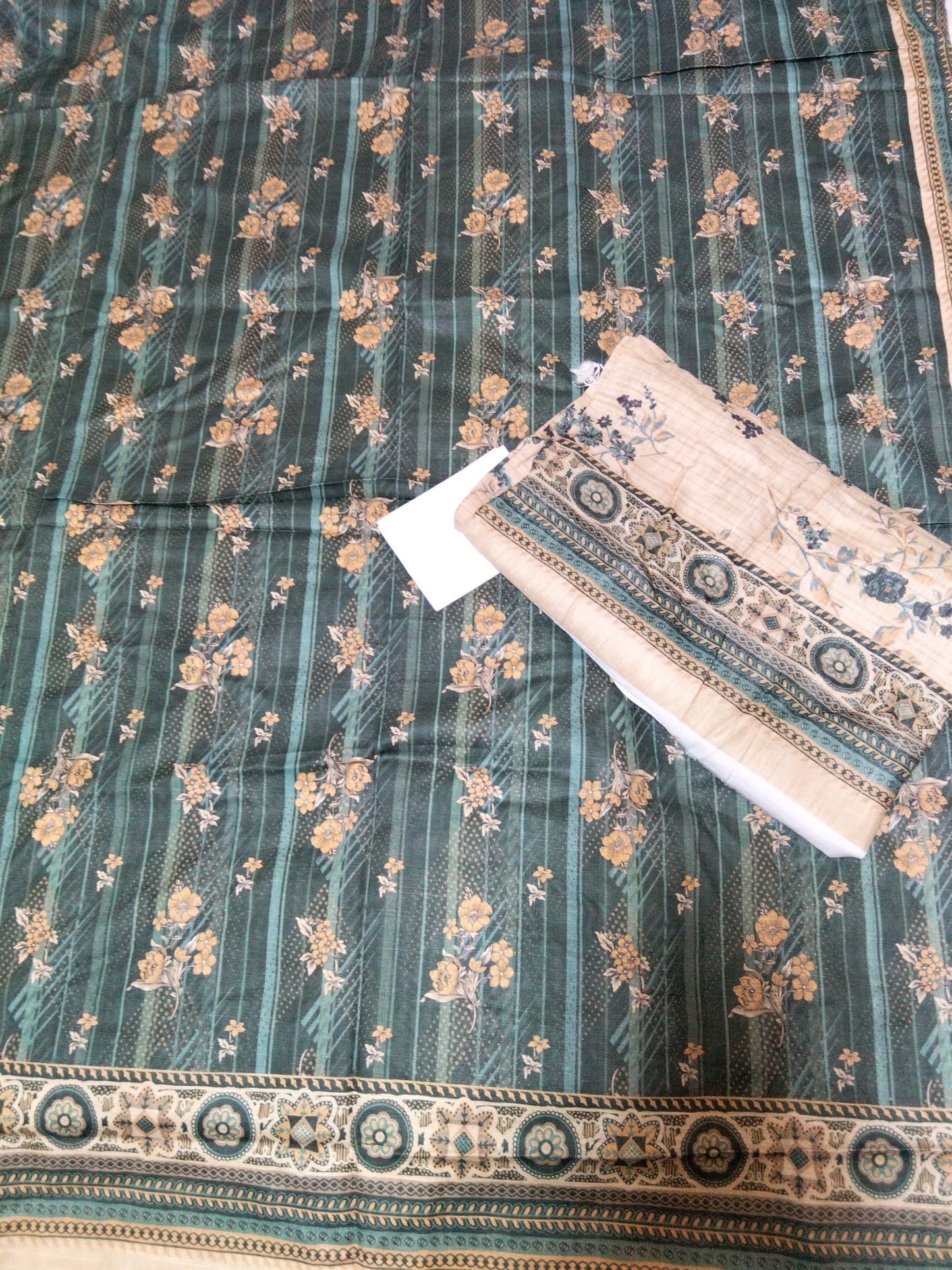 Hz tex tiles Khaddar printed 2pc