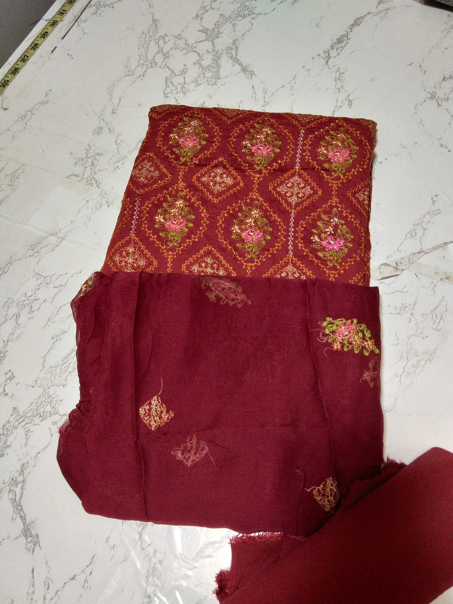 Sale Breeze embroided karandi fabric 3pc with plain trouser and embroided chiffon dupatta