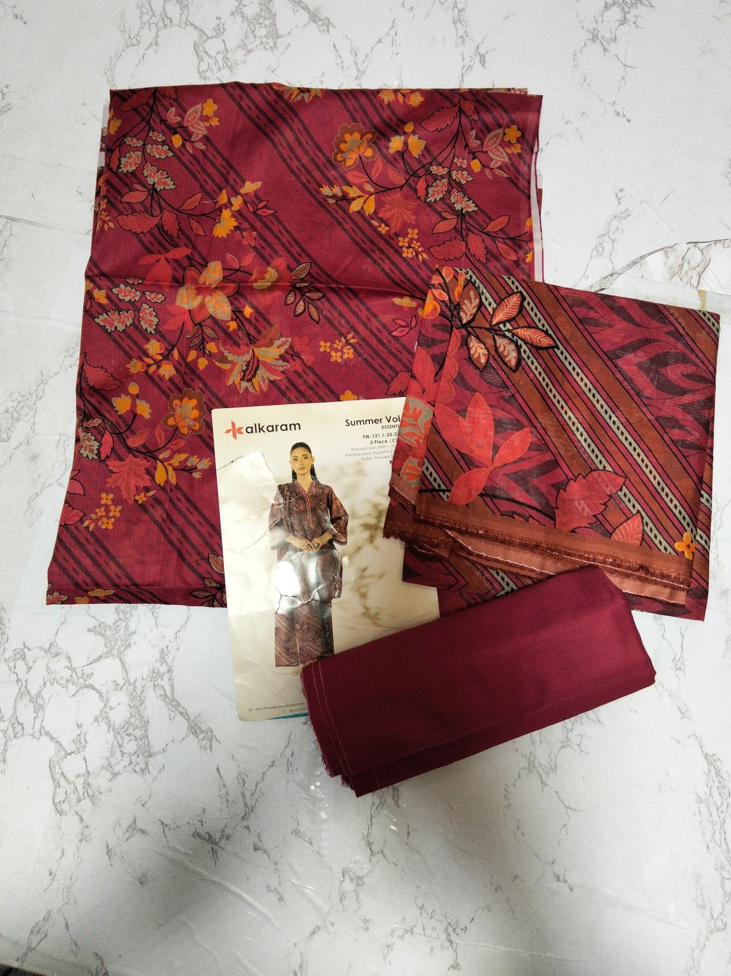Sale printed lawn 3pc with plain trouser