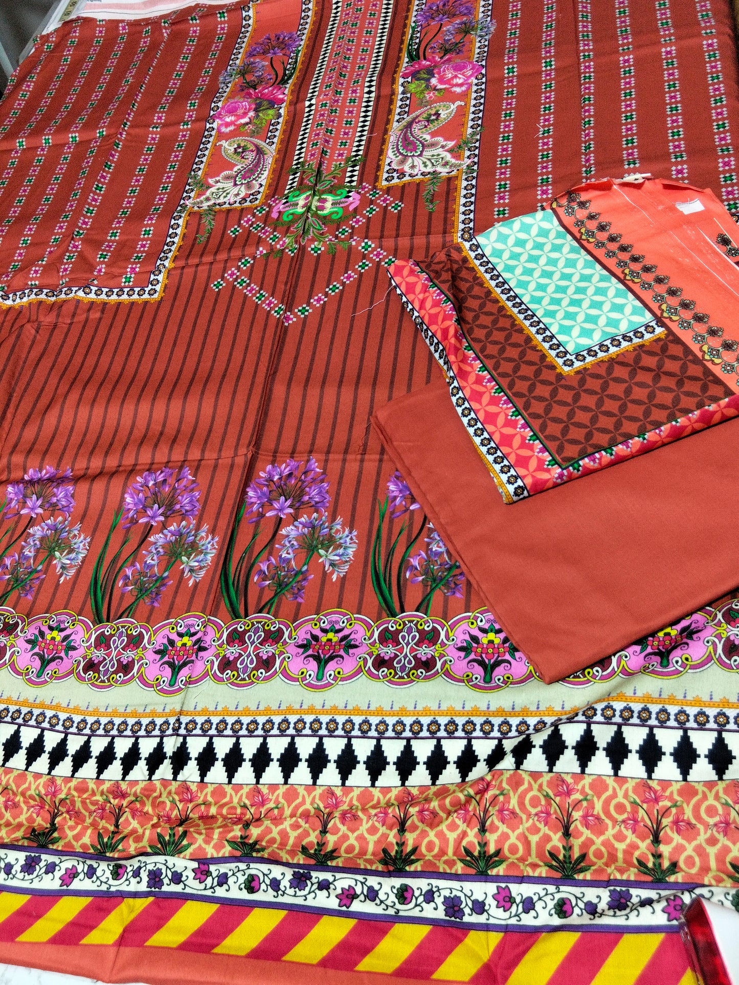 Sale Gul Ahmed Printed Linen 3pc