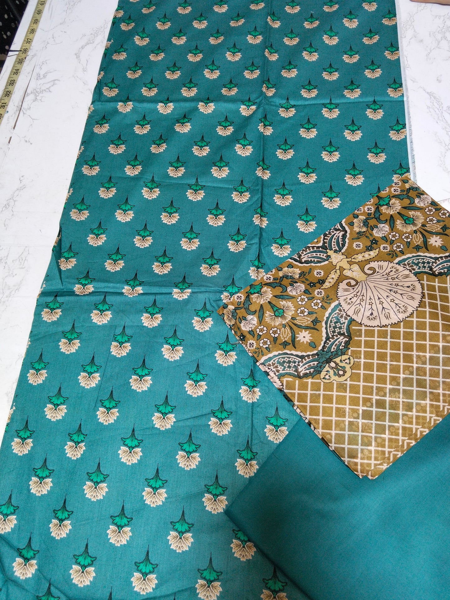 Sale printed lawn 3pc