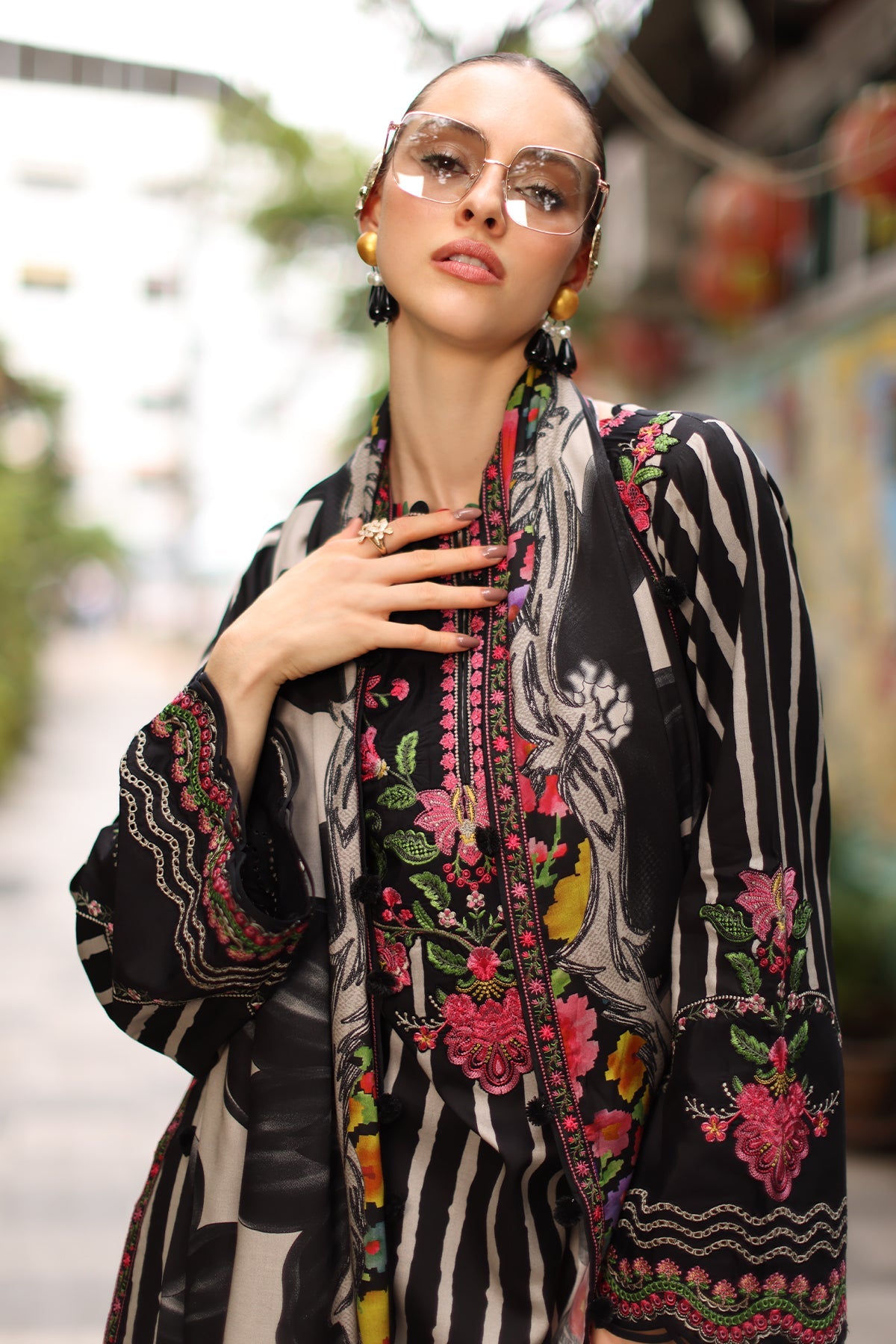 Charizma combination 3pc embroided linen with embroided Irish linen Shawl