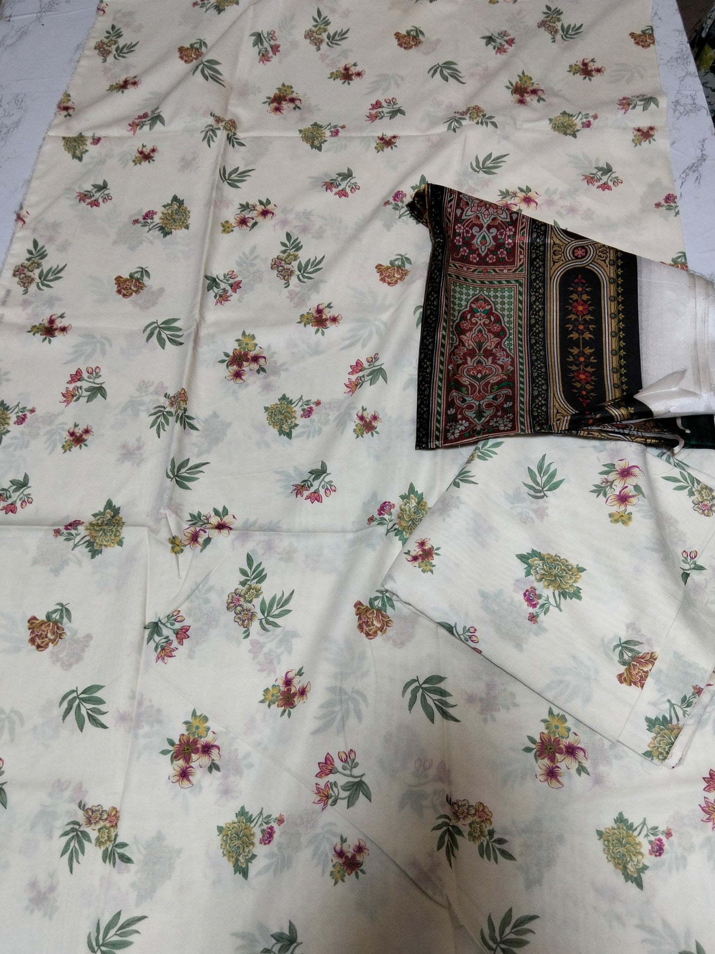 Sale Baroque printed 3Pc