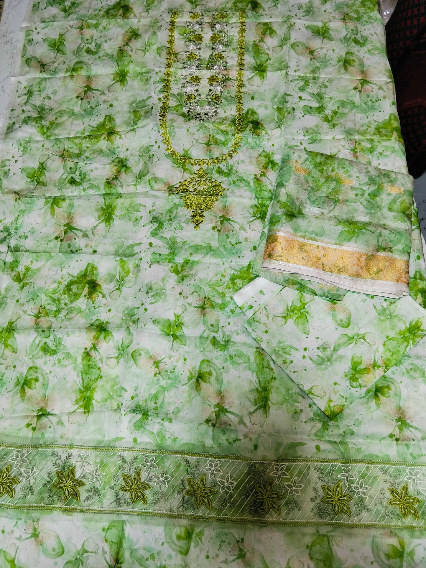 Sale Ziva by Gull jee printed /embroidered lawn 3Pc with embroidered Patch