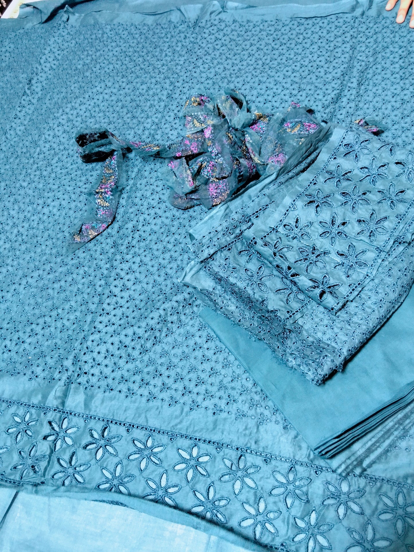 Sale Adan Libas  embroided 3pc with plain trouser and embroided patches