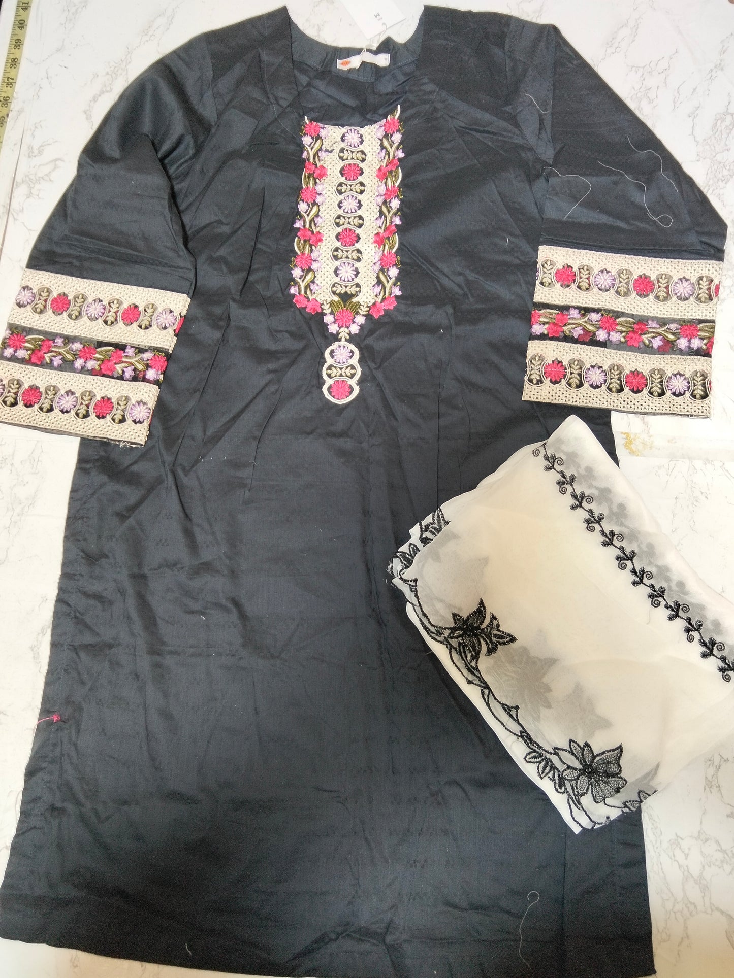 Sale Khaadi Stitched Medium Shirt+Breeze embroidered pur chiffon dupatta