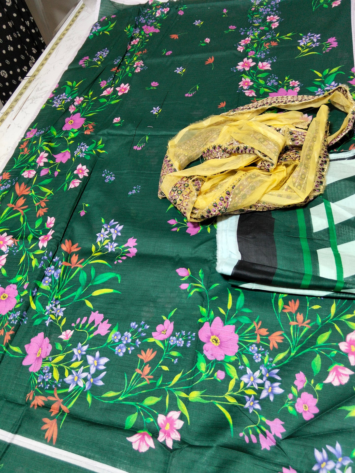 Sale printed lawn 2pc shirt and dupatta with embroided patches