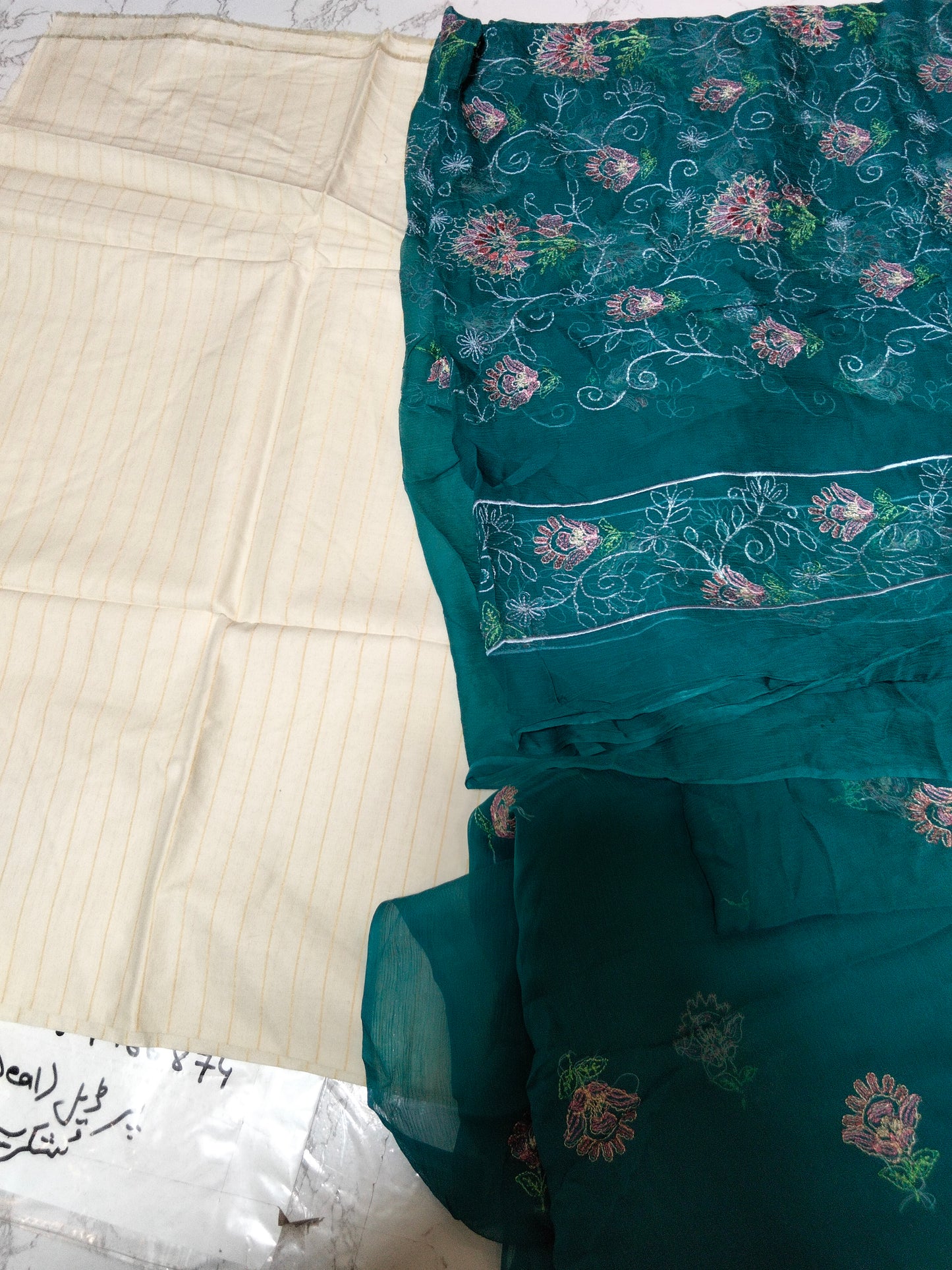 Sale lawn 2pc+breeze embroided dupatta