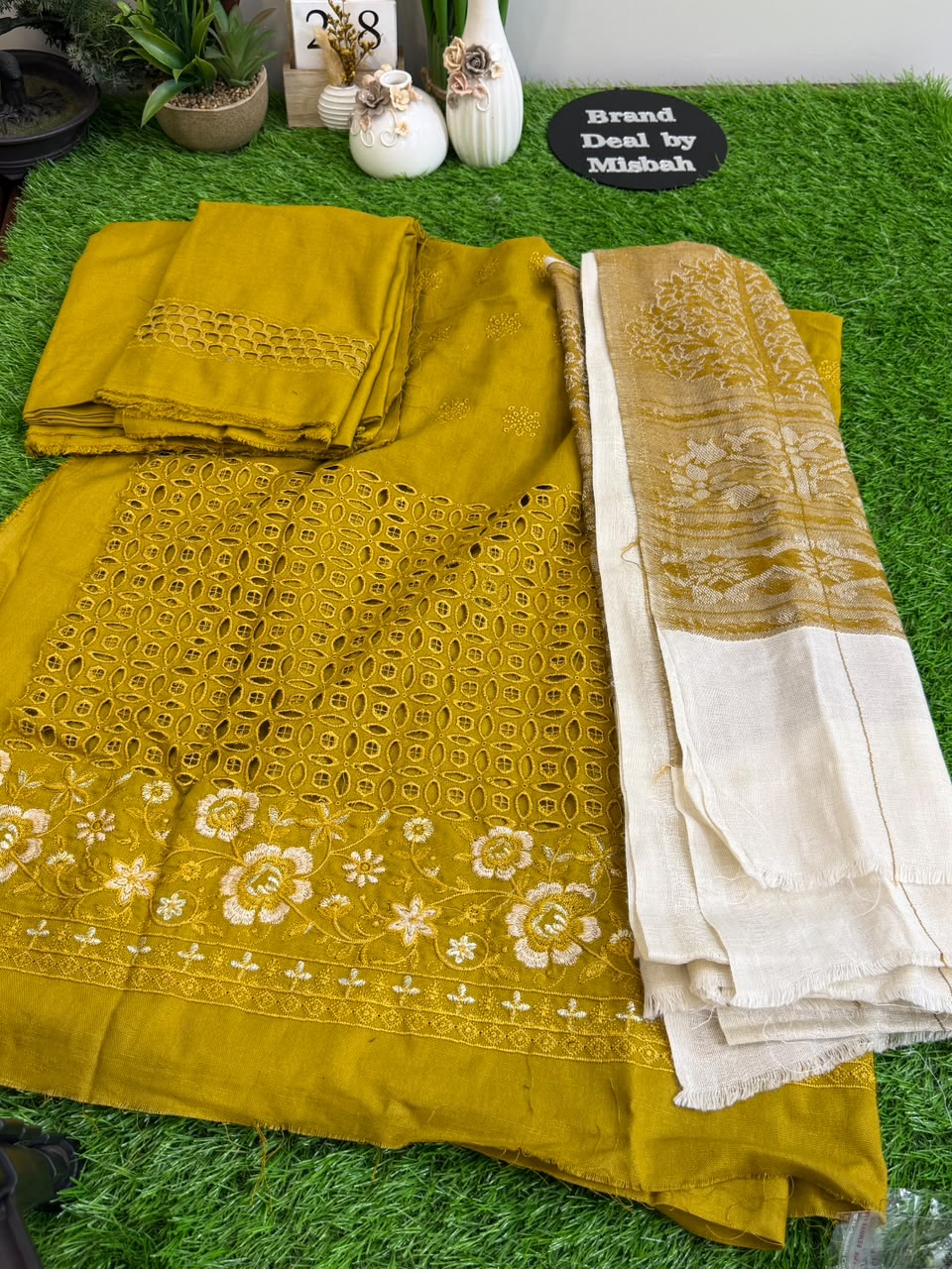 Winter embroidered 3pc