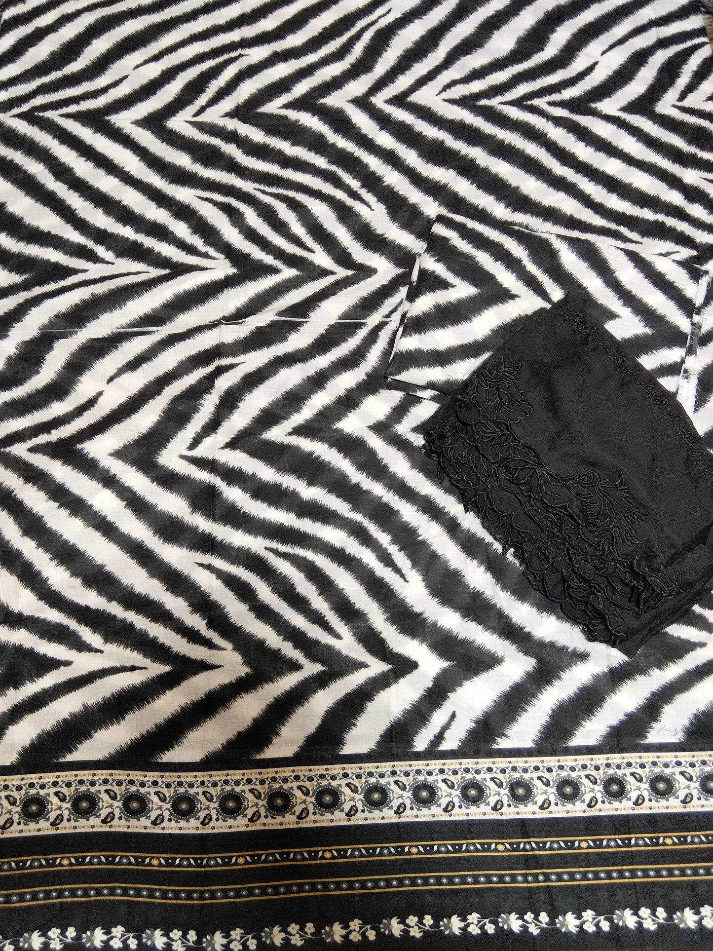 Sale Baroque 2Pc+Chiffon Duppata