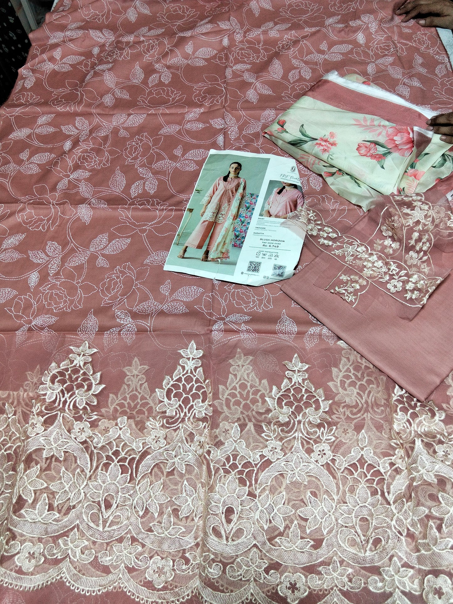 Sale Faiza Faisal Printed Lawn 3pc with printed silk dupatta