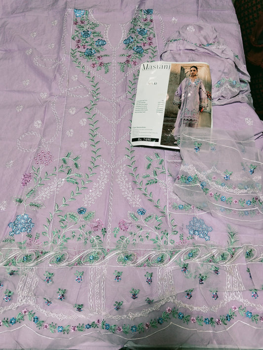 Sale Mahnur luxury embroided Lawn 3Pc with Embroidered Patch with embroided Chiffon dupatta