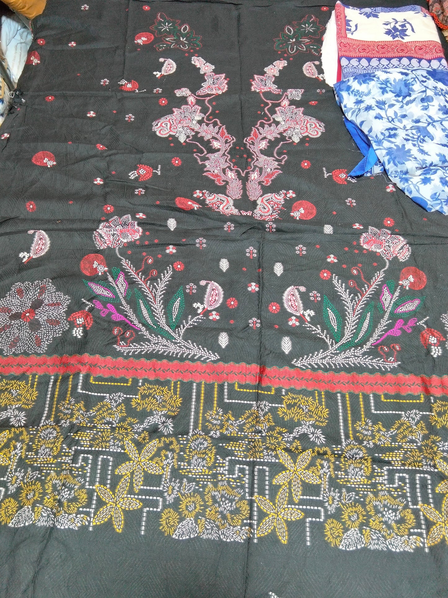 Sale printed lawn 2pc shirt and Duppata+ Winter Jacurd shirt