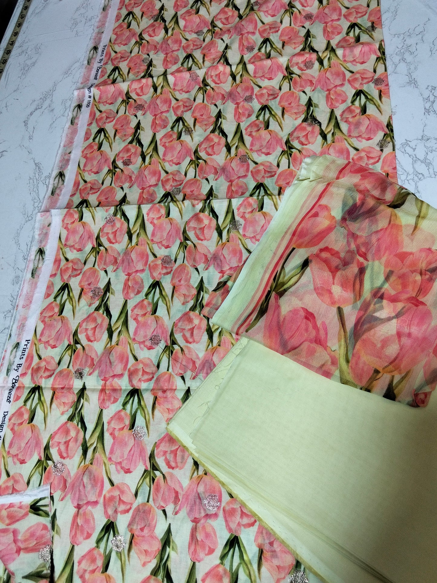 Sale breeze embroided 3pc with plain trouser and printed chiffon dupatta