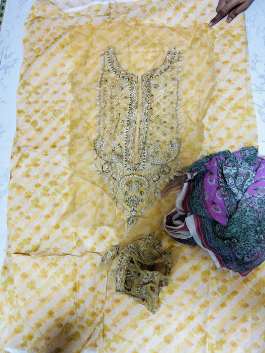 Sale Coco by zhara Shahjahan printed lawn 2pc shirt and printed chiffon dupatta with embroided patches