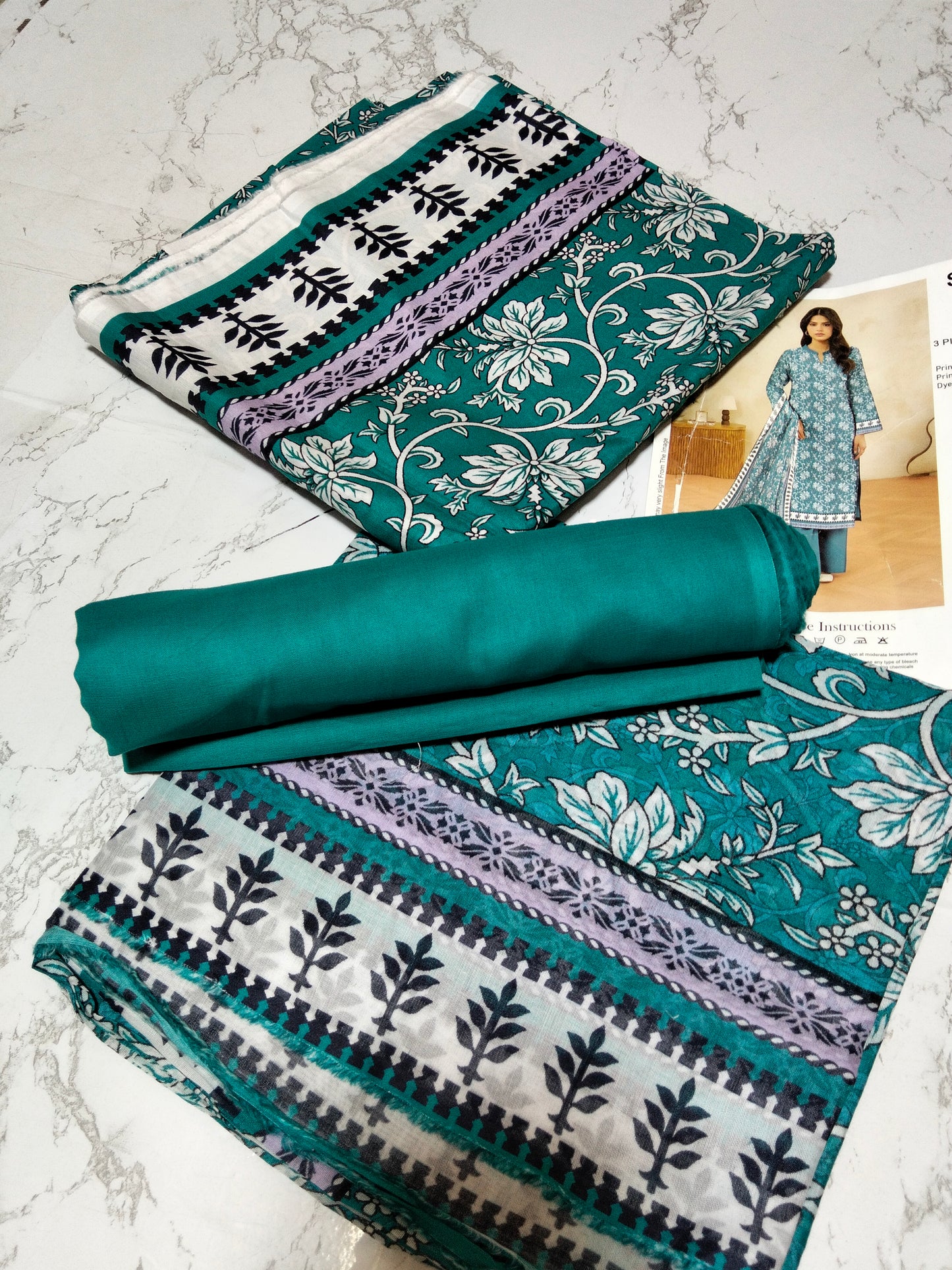 Sale printed lawn 3pc with plain trouser