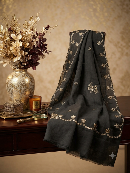 Sale Zaha embroided karandi fabric shawl
