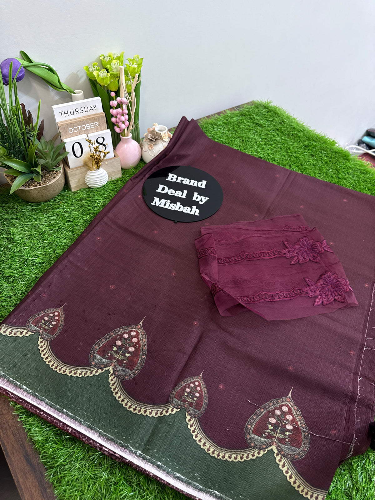 Iznik khadar allover print 2pc with embroided patch (patch ka design change hoskta hy)