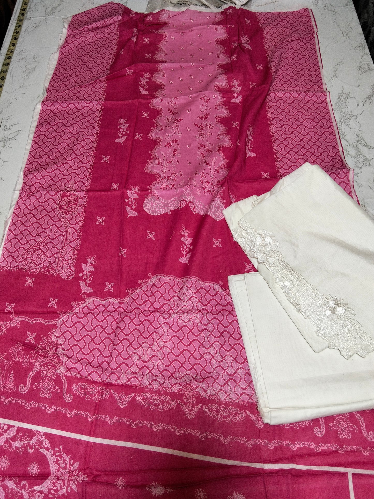 Sale Printed lawn Shirt+Munar lawn embroidered Dupatta