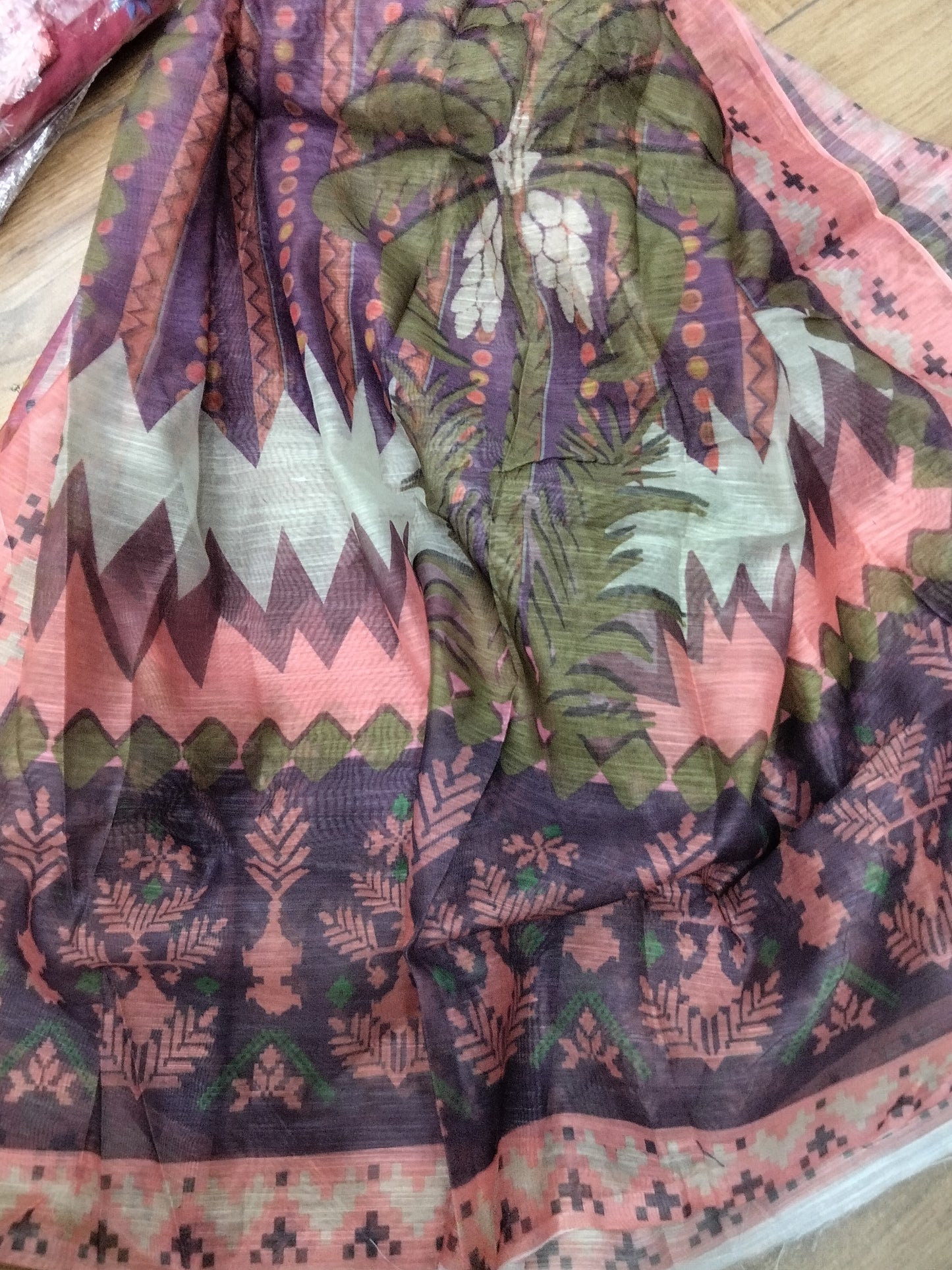 Mushq printed lawn  2PC