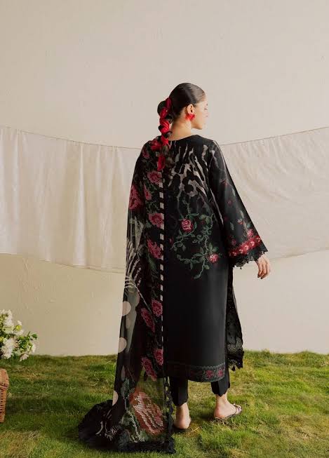 Nureh gardenia luxury embroidered 3pc