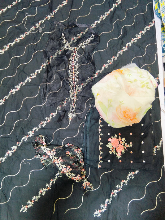 Sale Coco by zhara Shahjahan embroided lawn 2pc shirt and  chiffon dupatta with embroided patches