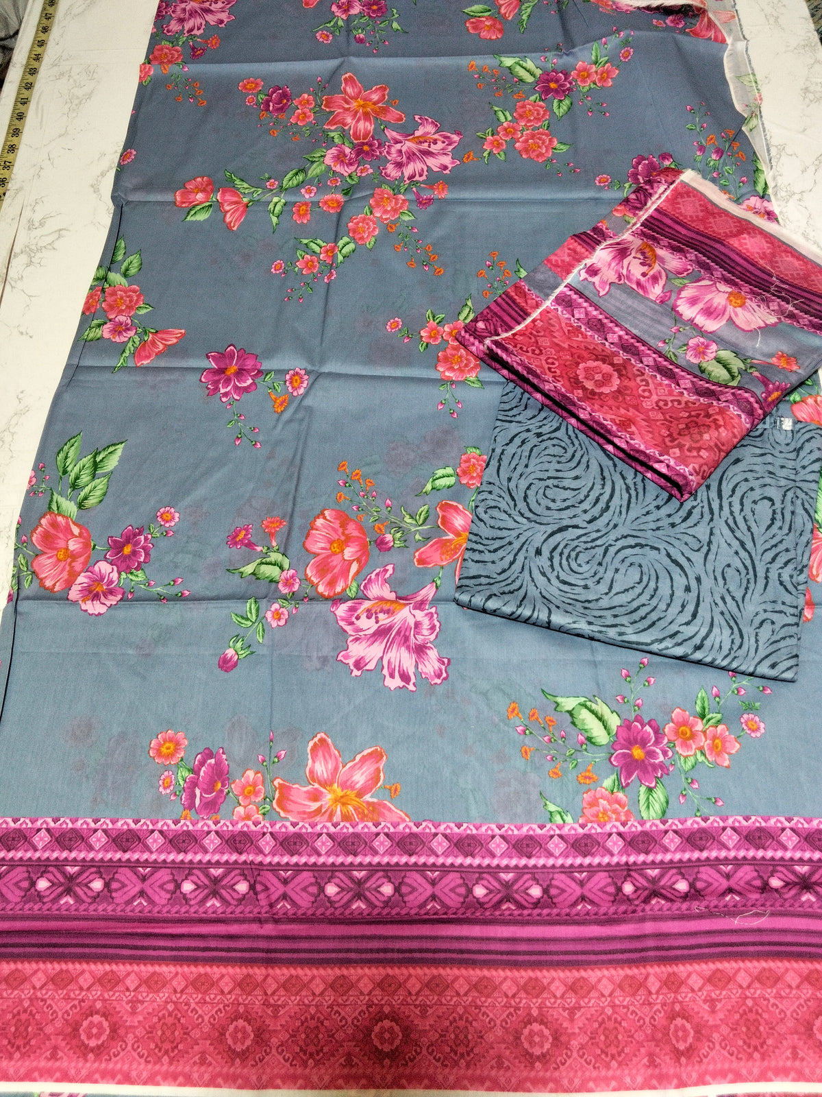 Sale Printed lawn 3pc
