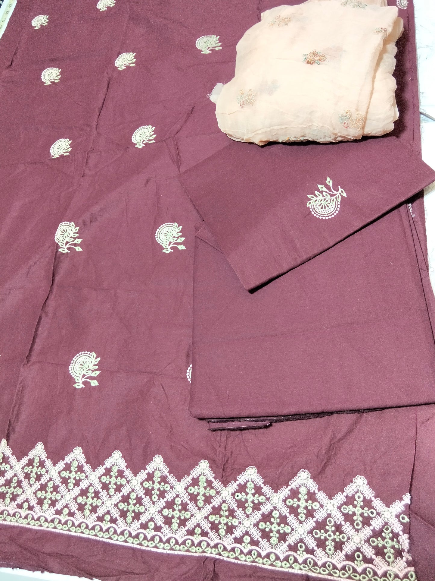 Sale Embroidered lawn 2pc+Breeze embroidered pur chiffon dupatta