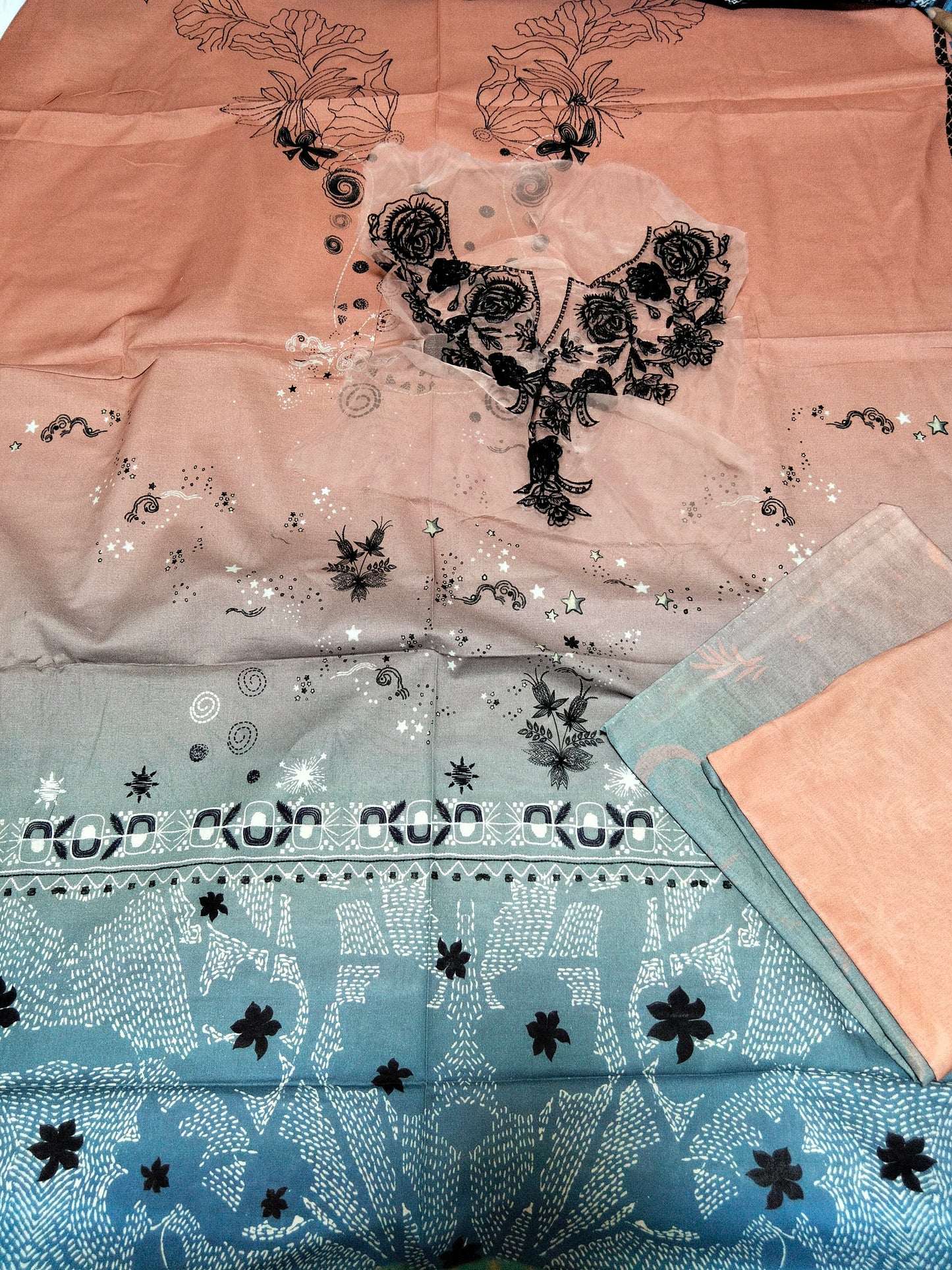 Sale Mushq Printed Lawn 2Pc with Embroidered Neckline