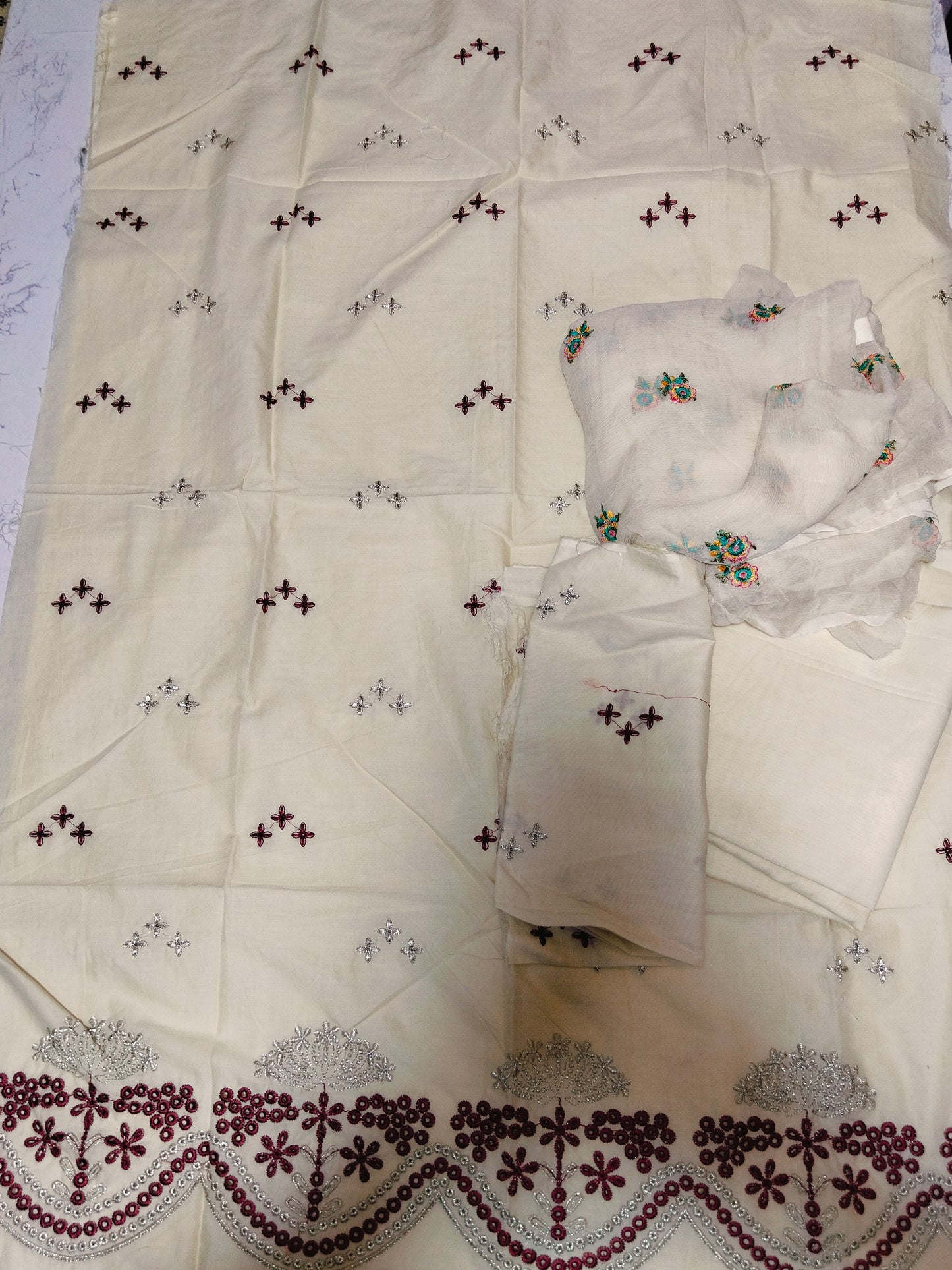 Sale embroided lawn 2pc+breeze embroided pure chiffon dupatta