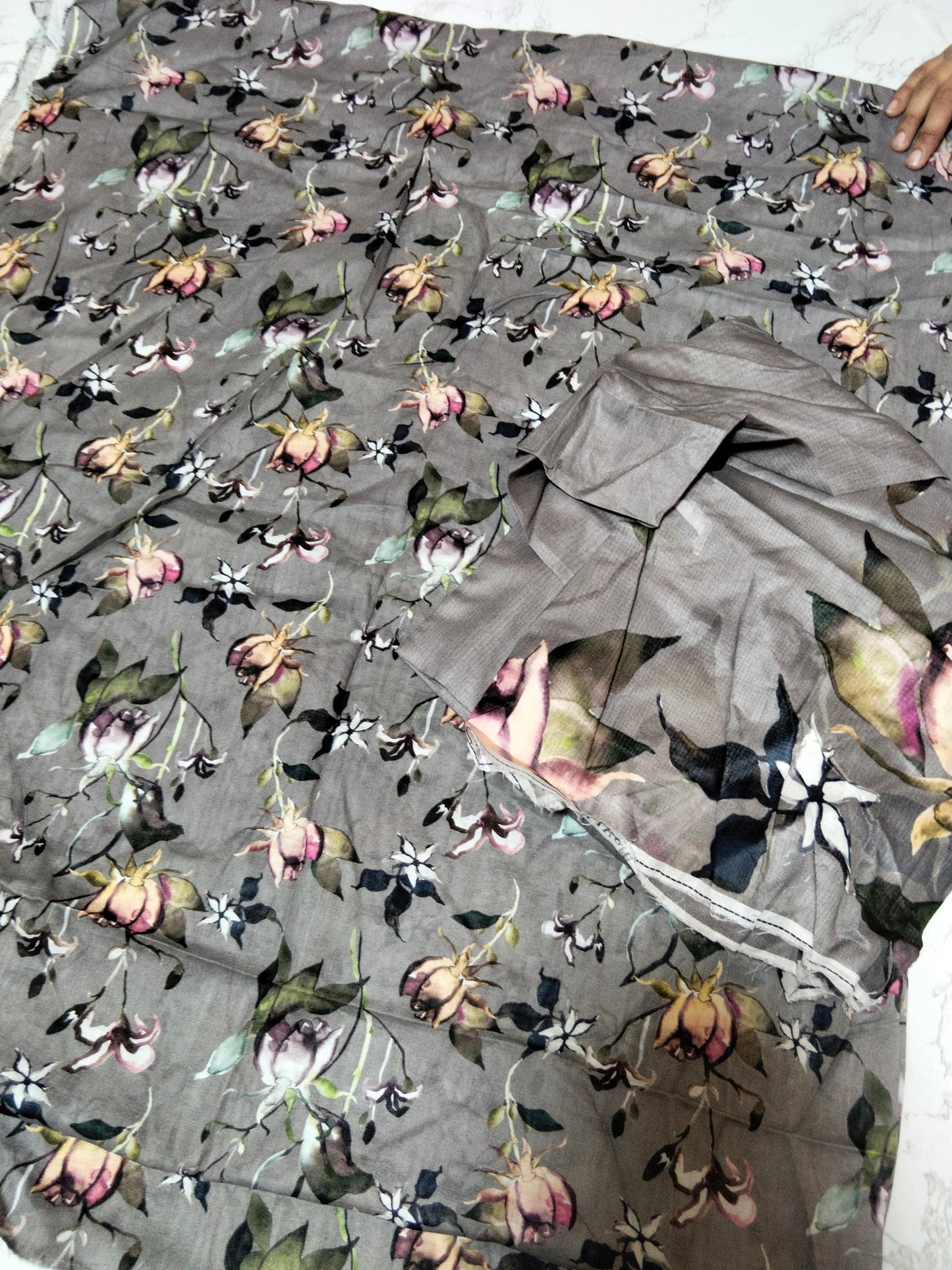 Sale lawn printed 3pc