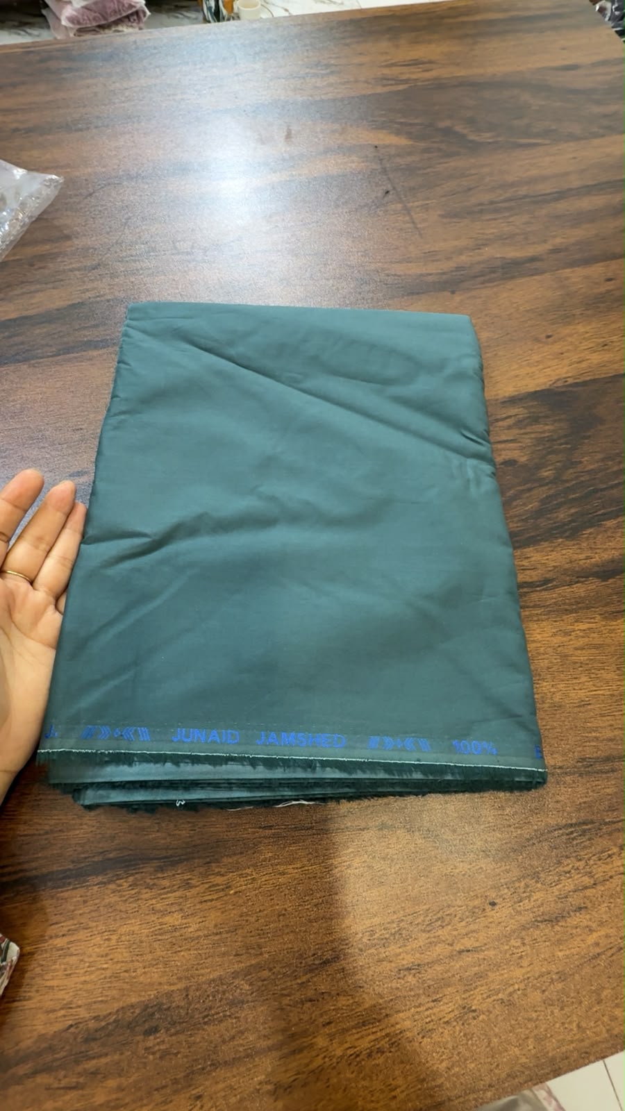Clearance sale J. Soft egyptian cotton complete gents suit green