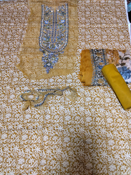 Sale sapphire printed lawn 3pc with plain trouser and embroided patches