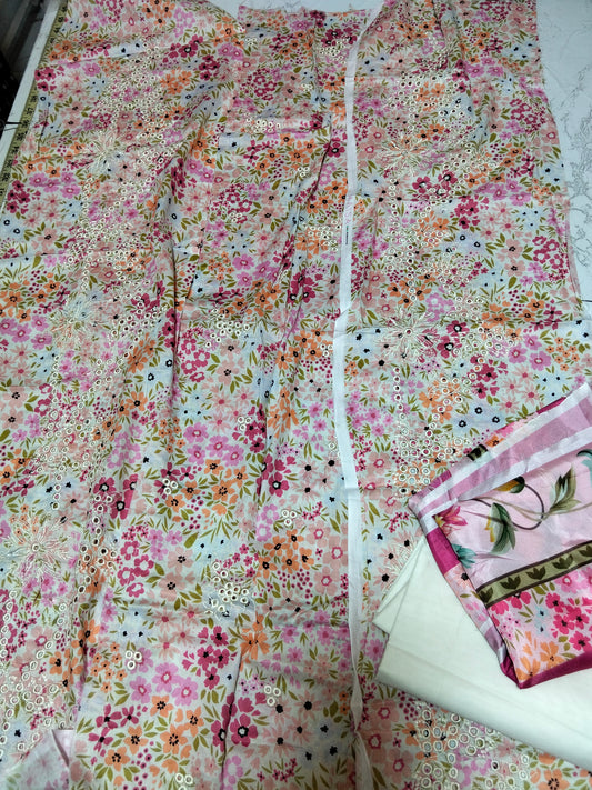 Sale Embroidered Lawn 3pc With Printed Silk Dupatta