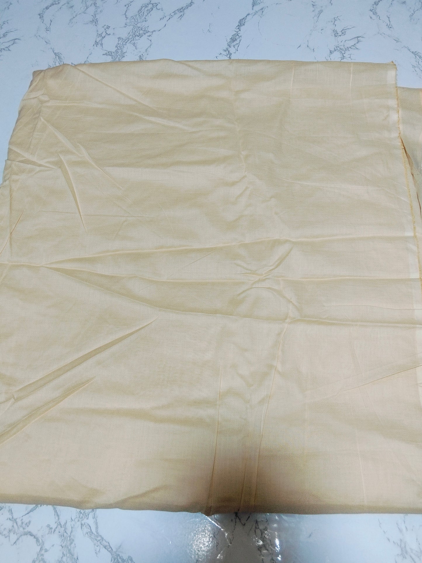 Sale Maria b plain lawn 2 PC