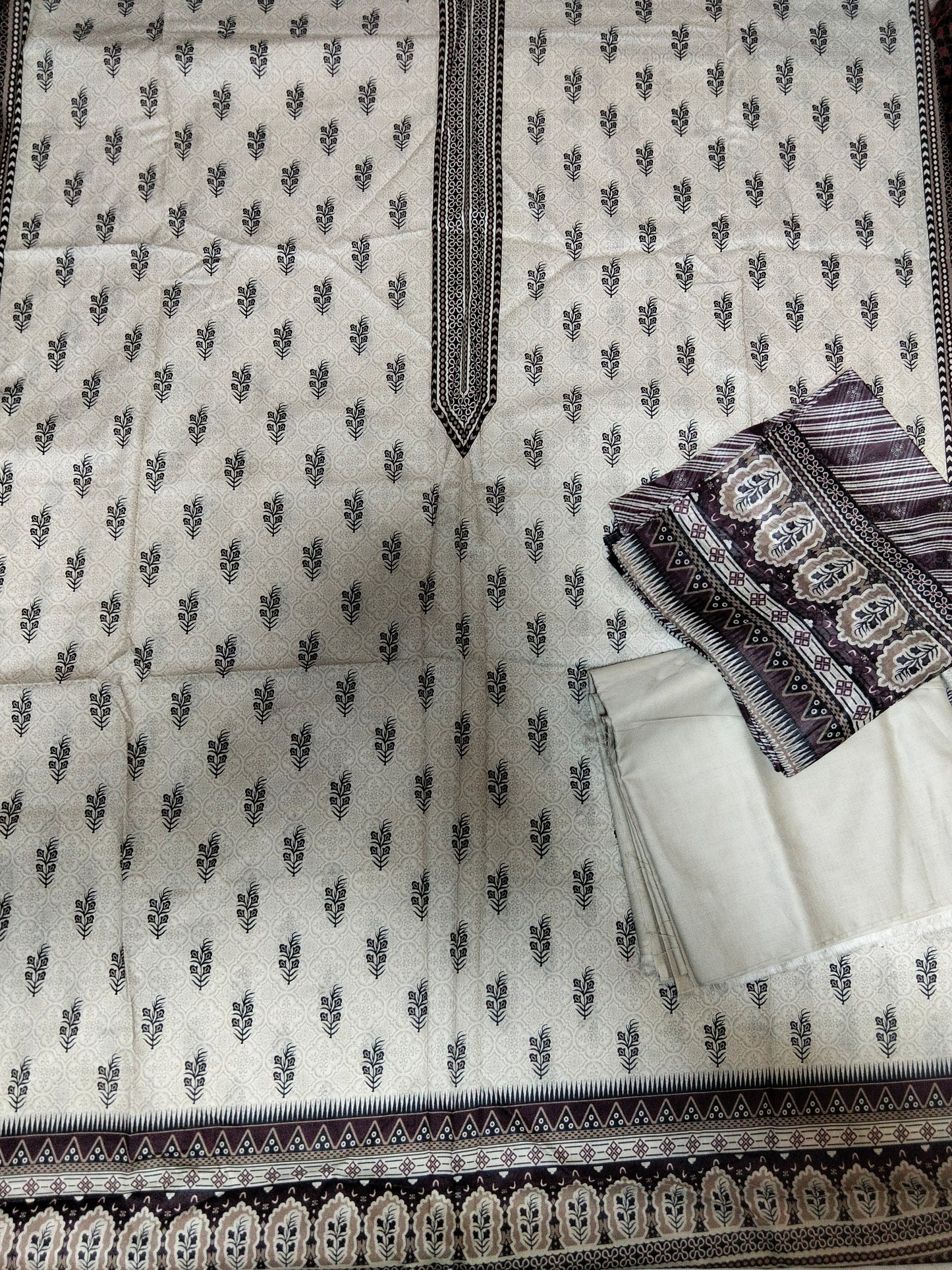 Sale printed lawn 3pc